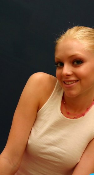 Skye Model invite you to explore xxx pics featuring Skye Model has a sexy body